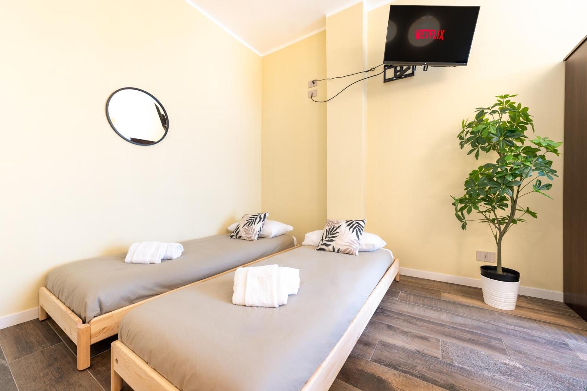 Appartamenti Vista Mole, Centro A 15 Min - Luxury Suites & Fast Wifi トリノ エクステリア 写真