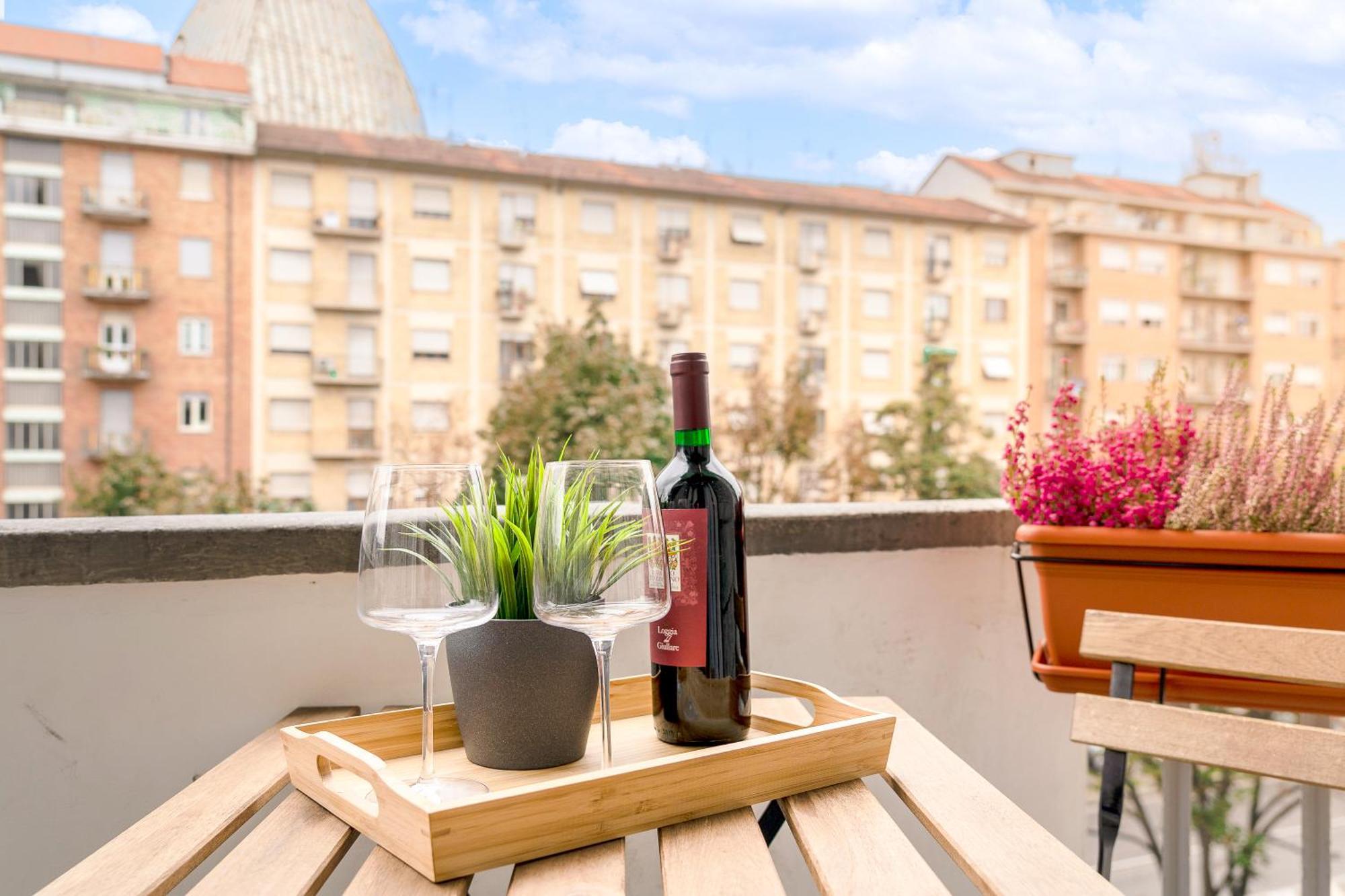 Appartamenti Vista Mole, Centro A 15 Min - Luxury Suites & Fast Wifi トリノ エクステリア 写真